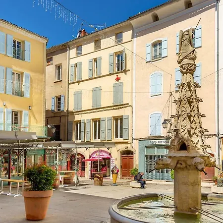 Ξενοδοχείο με διαμερίσματα Provence Au Coeur