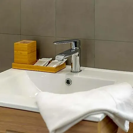 Provence Au Coeur - Climatise Apart Otel Forcalquier