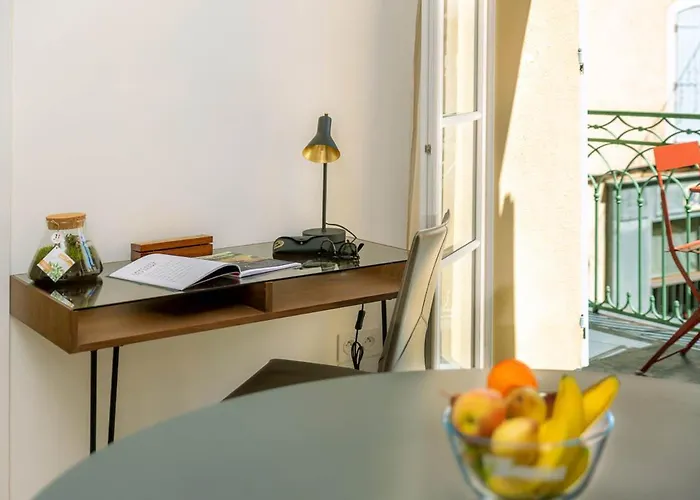 Aparthotel Provence Au Coeur Forcalquier