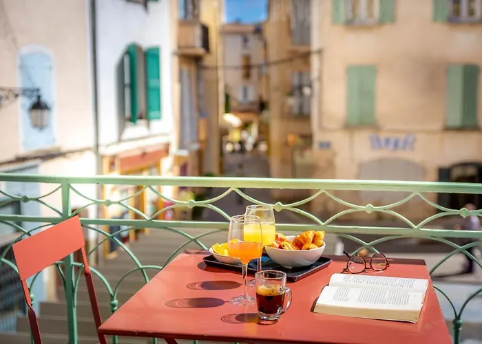 Provence Au Coeur Aparthotel Forcalquier